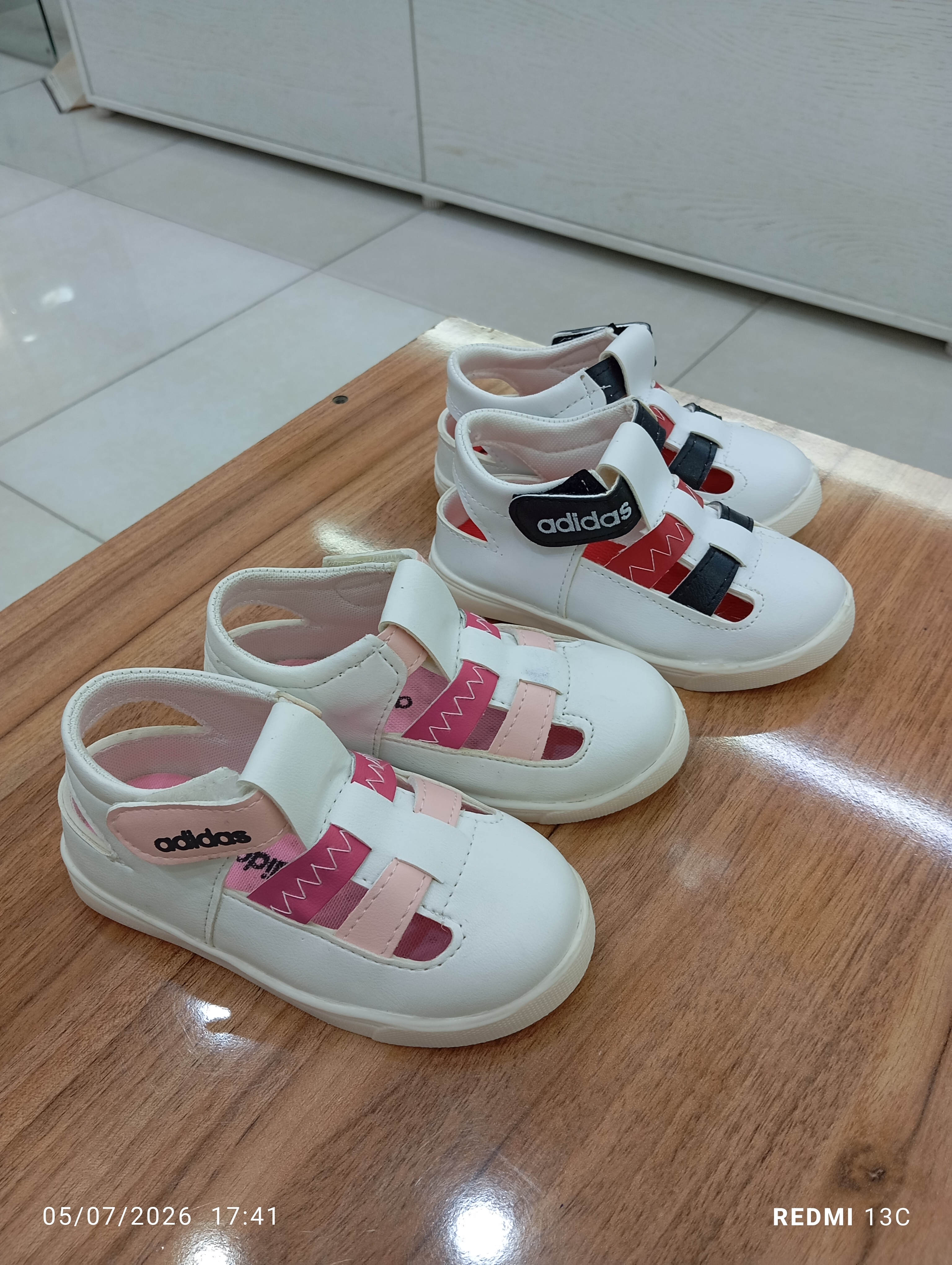 صندل بچگانه adidas ایرانی